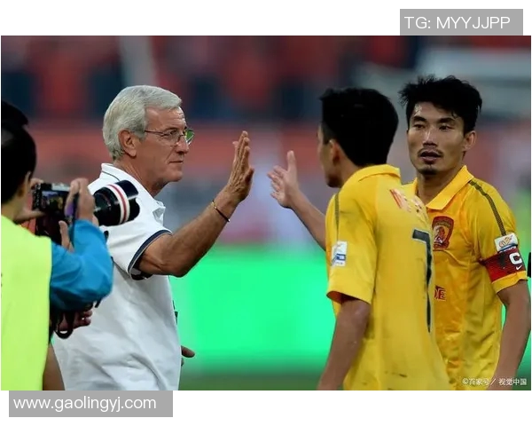 全球著名足球明星详细盘点与经典赛事荣耀全纪录